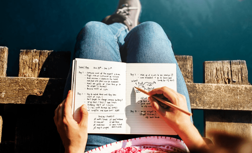 The 5 Best AI Poem Generators to Unleash Your Inner Poet
