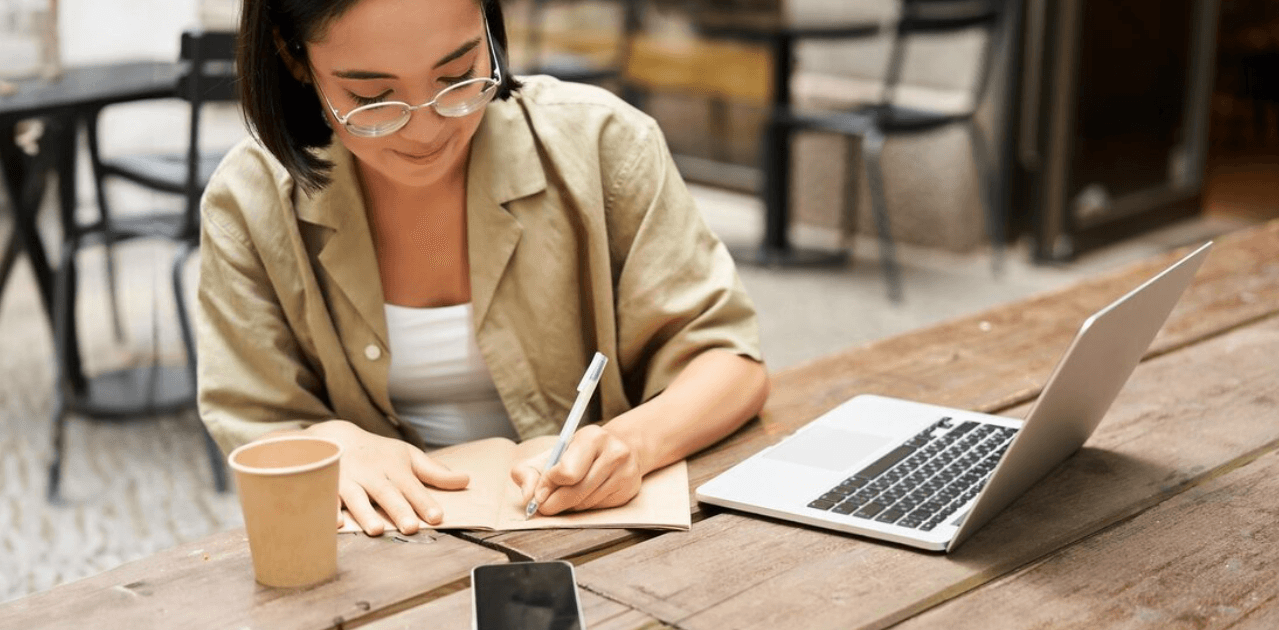 5 Best AI Bio Generators to Elevate Your Personal Brand